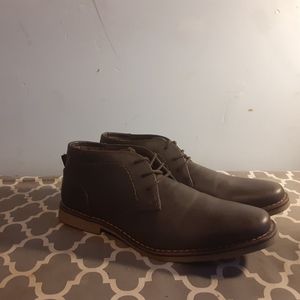 10.5 casual shoes